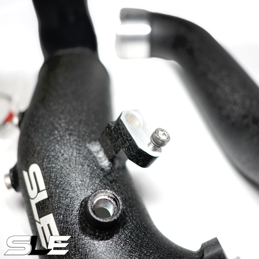 SLE Charge Pipe – BMW B58 Gen 1 (M240i / 340i / 440i / 540i / 740i / X3 M40i / X4 M40i) 2016–2019 – Wrinkle Black